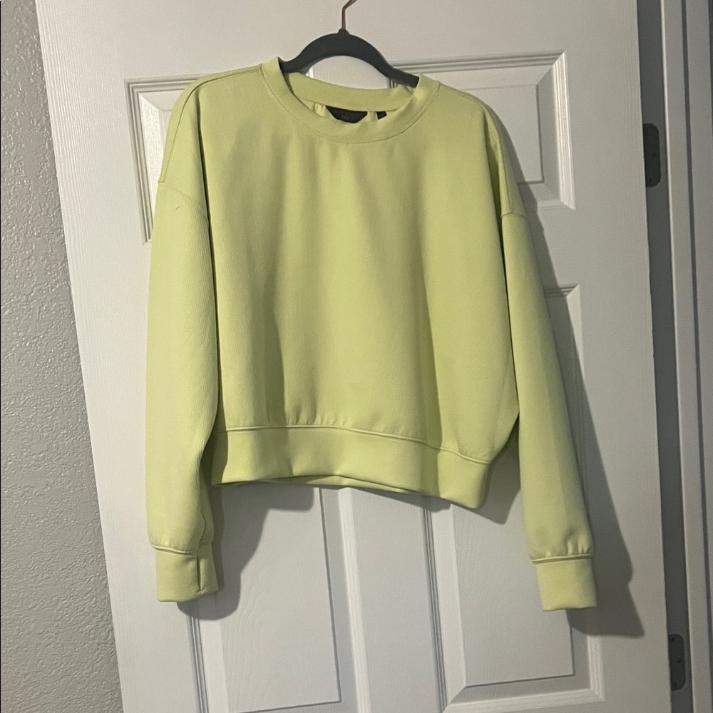 Danskin Light Green Crewneck Top